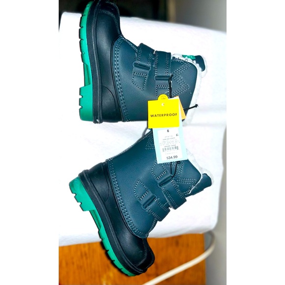 🔥 NEW 🔥Cat & Jack Waterproof Boots (Dark Gray/Denver), Size 6C - $22 - Picture 3 of 10